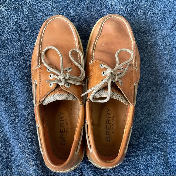 Sperry Boat Shoes - Picture 2 of 4